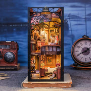 Train Mystery  - Book Nook Kit - CuteBee
