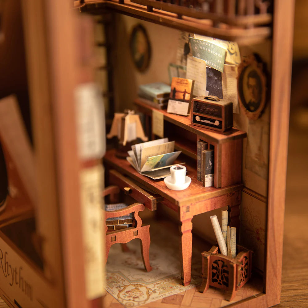 The Secret Rythm - Book Nook Kit - CuteBee
