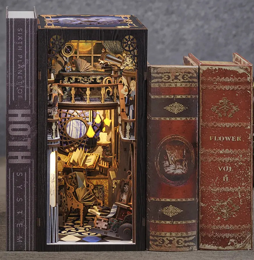 Nebula Rest Room - Book nook kit - Cutebee