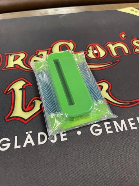 Ogerpon ex Premium Collection Card Holder Stand