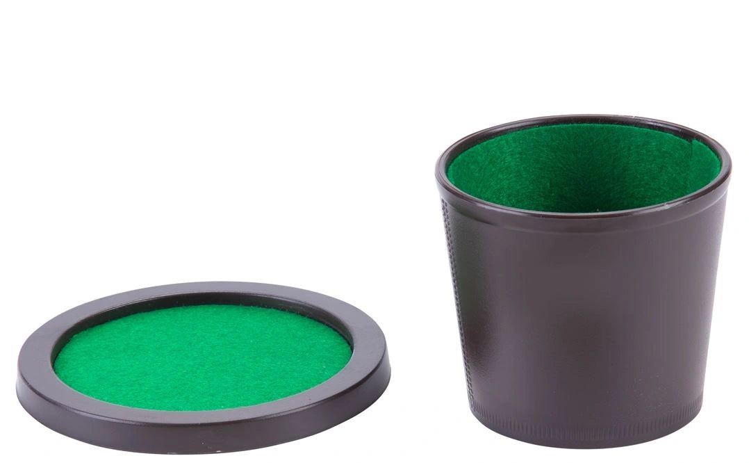 Poker cup with lid and dice