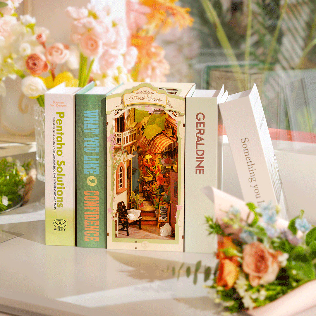 Floral Corner - Book Nook Kit - Rolife