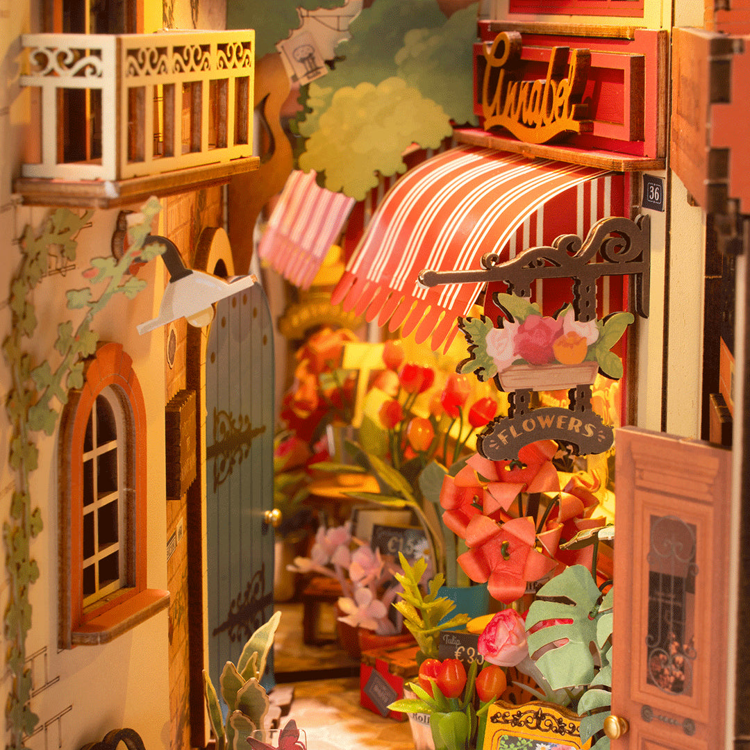 Floral Corner - Book Nook Kit - Rolife