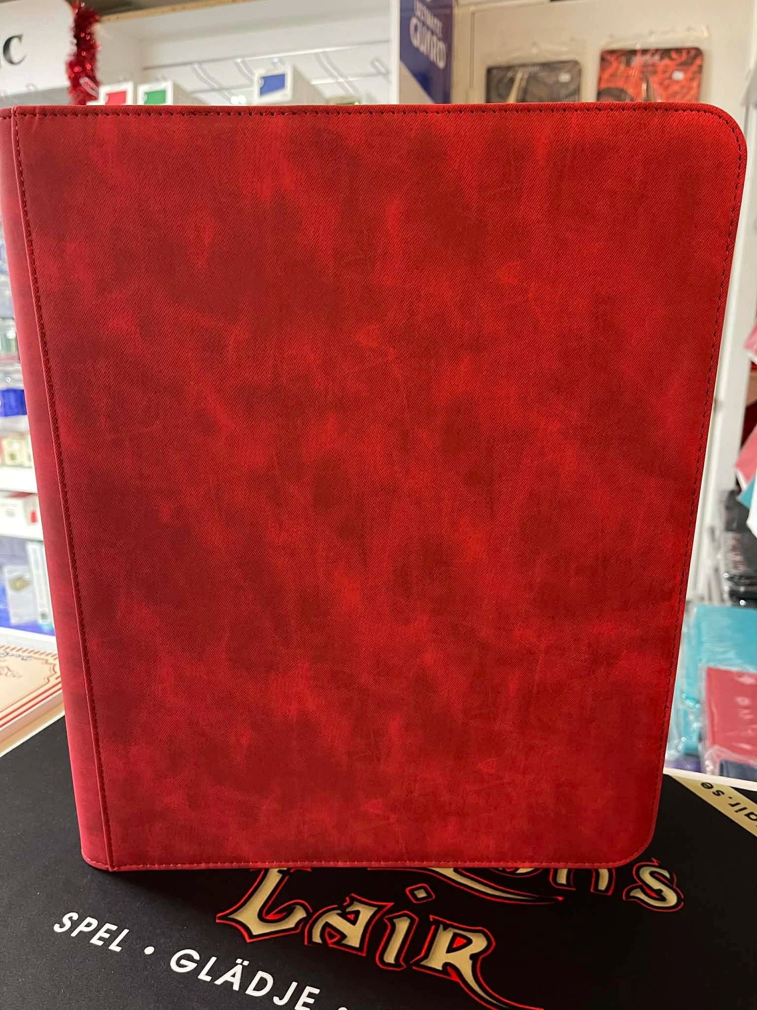 Toploader Zip Cardbinder 9-Pocket (252 cards) Dark Red