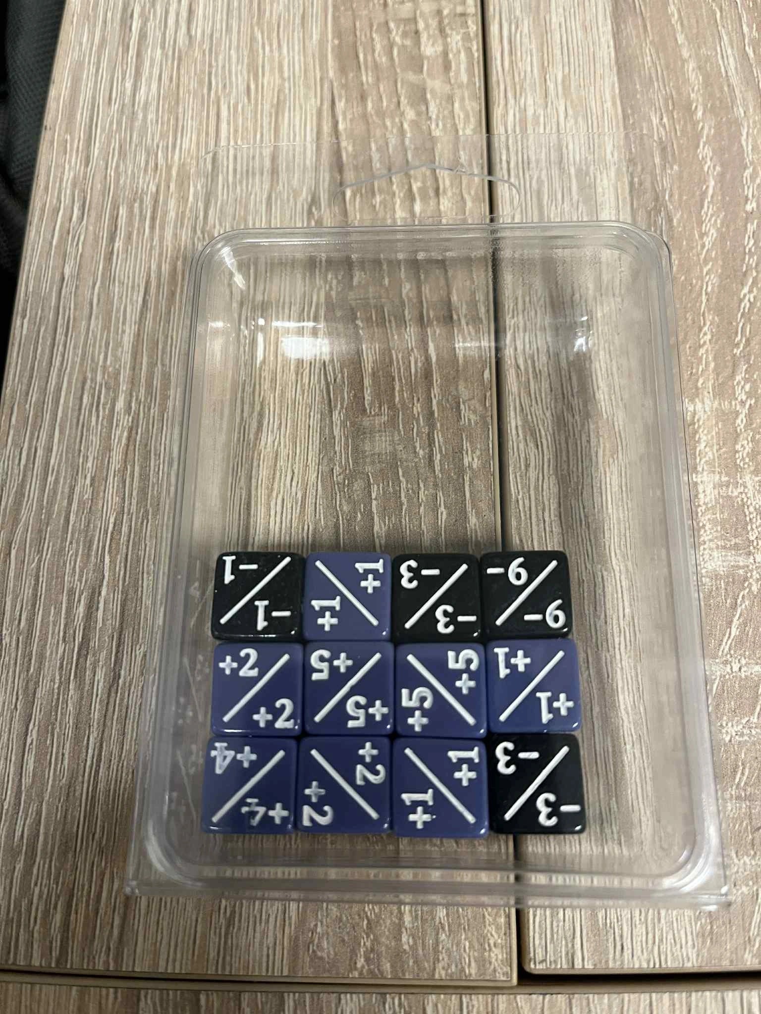 Purple/Black Positive/Negative D6 Dice 12 mm (12 pcs)