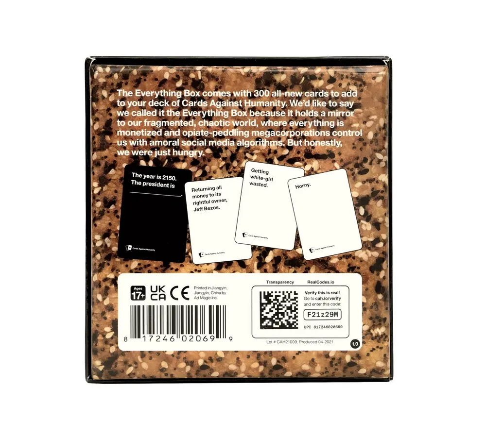 Cards Against Humanity: Everything Box