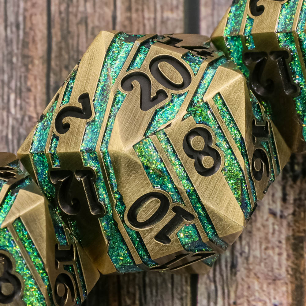 Titan D20 Strata Green (35mm)