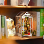 Garden House - Book Nook Kit - Rolife