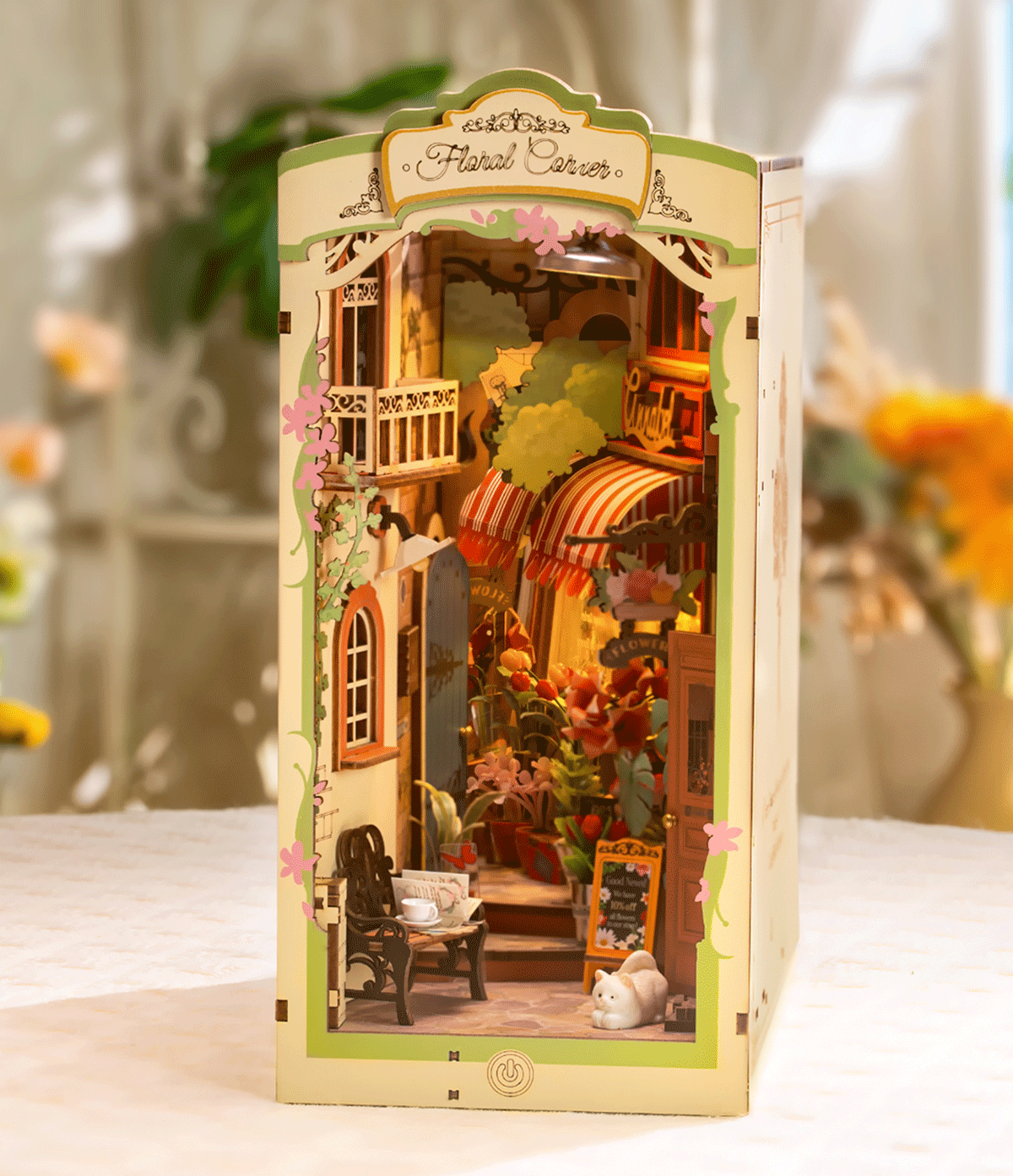 Floral Corner - Book Nook Kit - Rolife