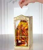 Floral Corner - Book Nook Kit - Rolife