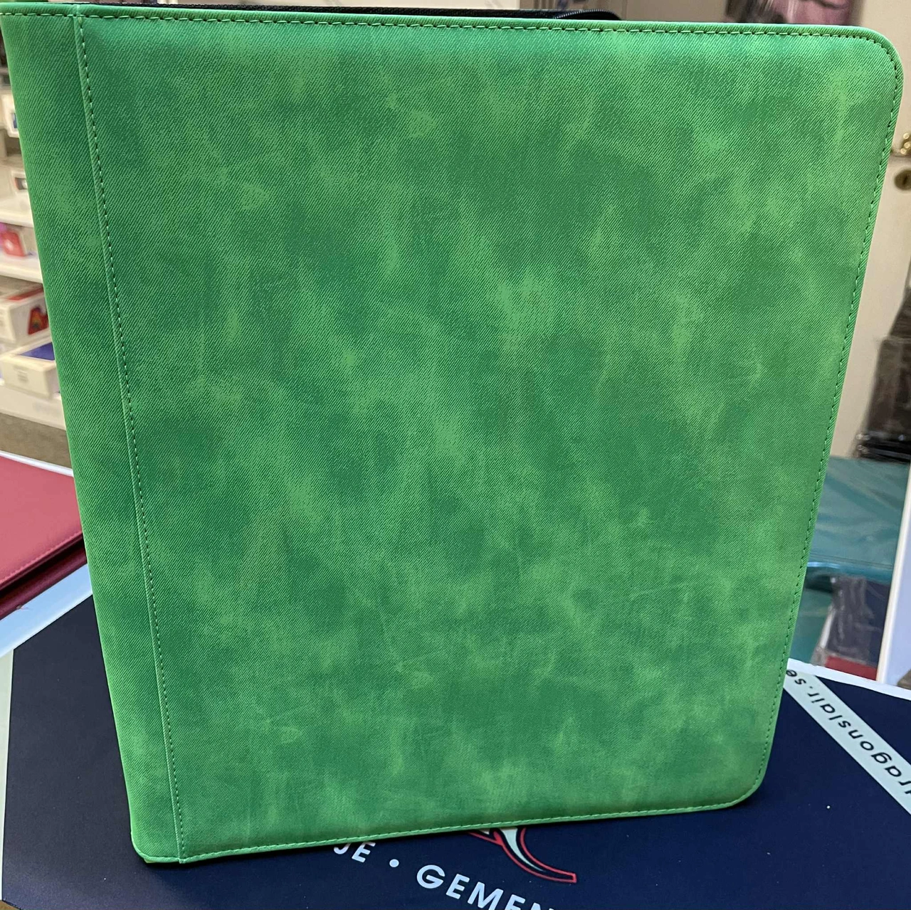Toploader Zip Cardbinder 9-Pocket (252 cards) Green